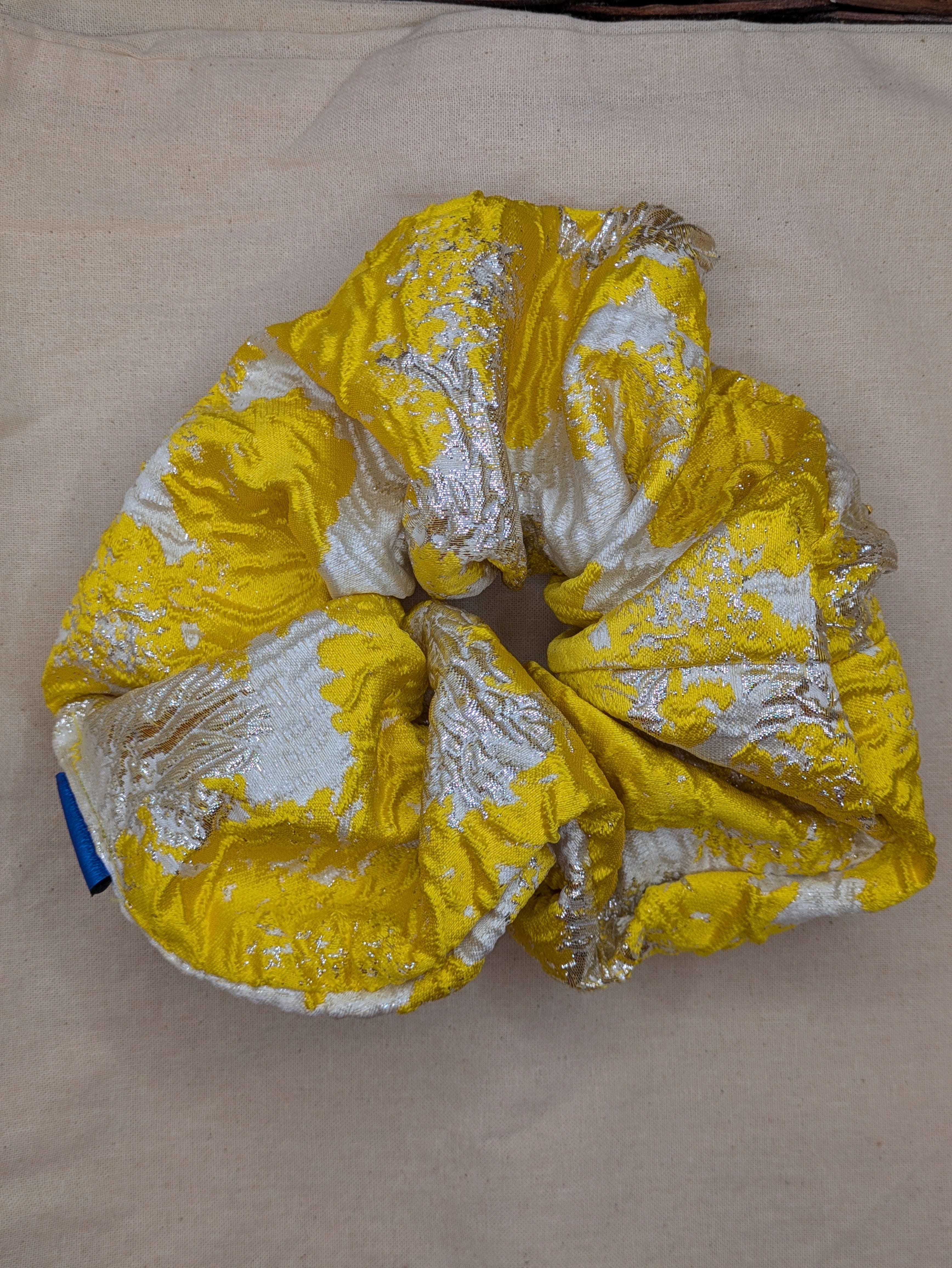 Flair - Maxi Scrunchie