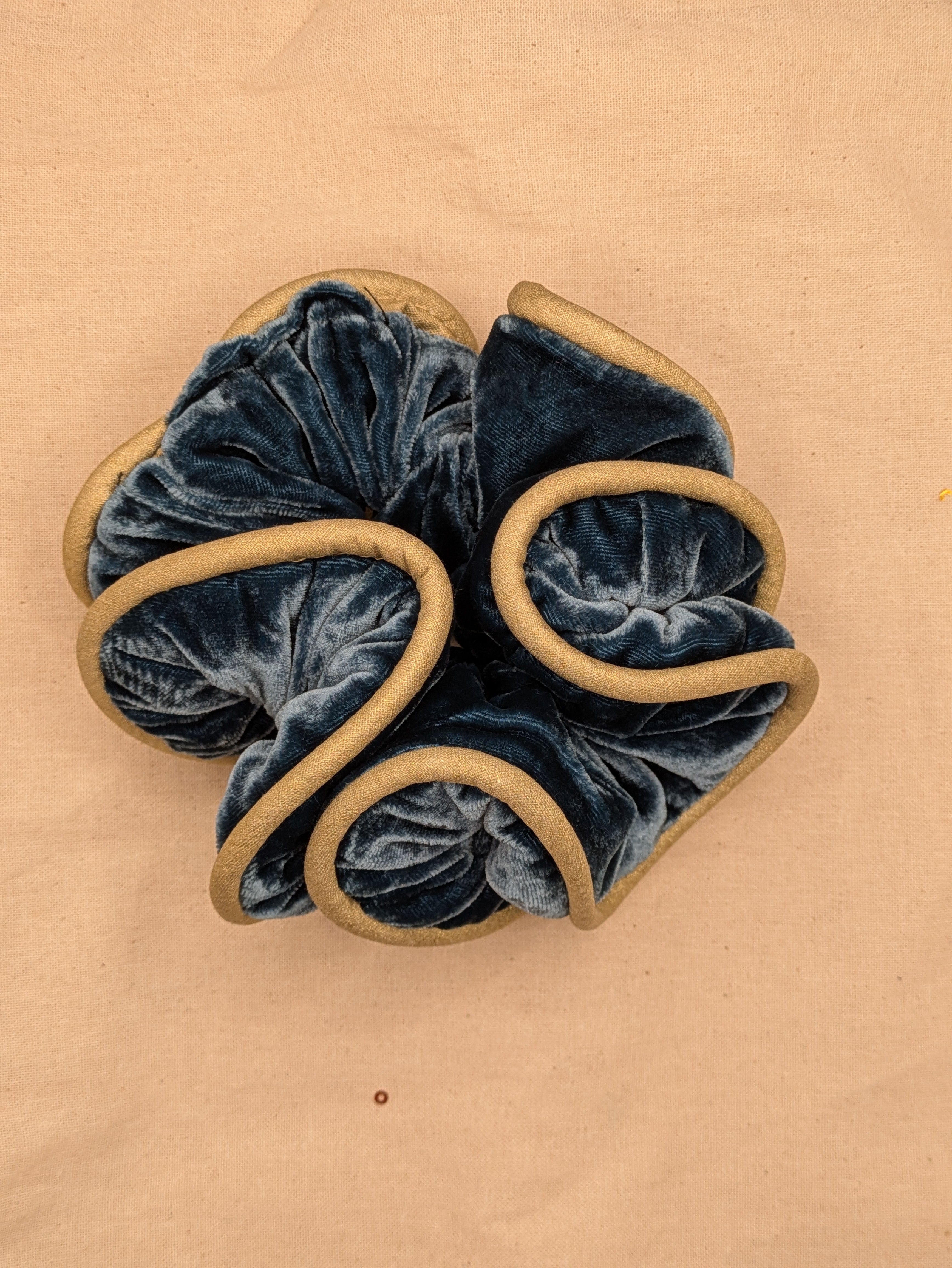 Kind - Maxi Scrunchie