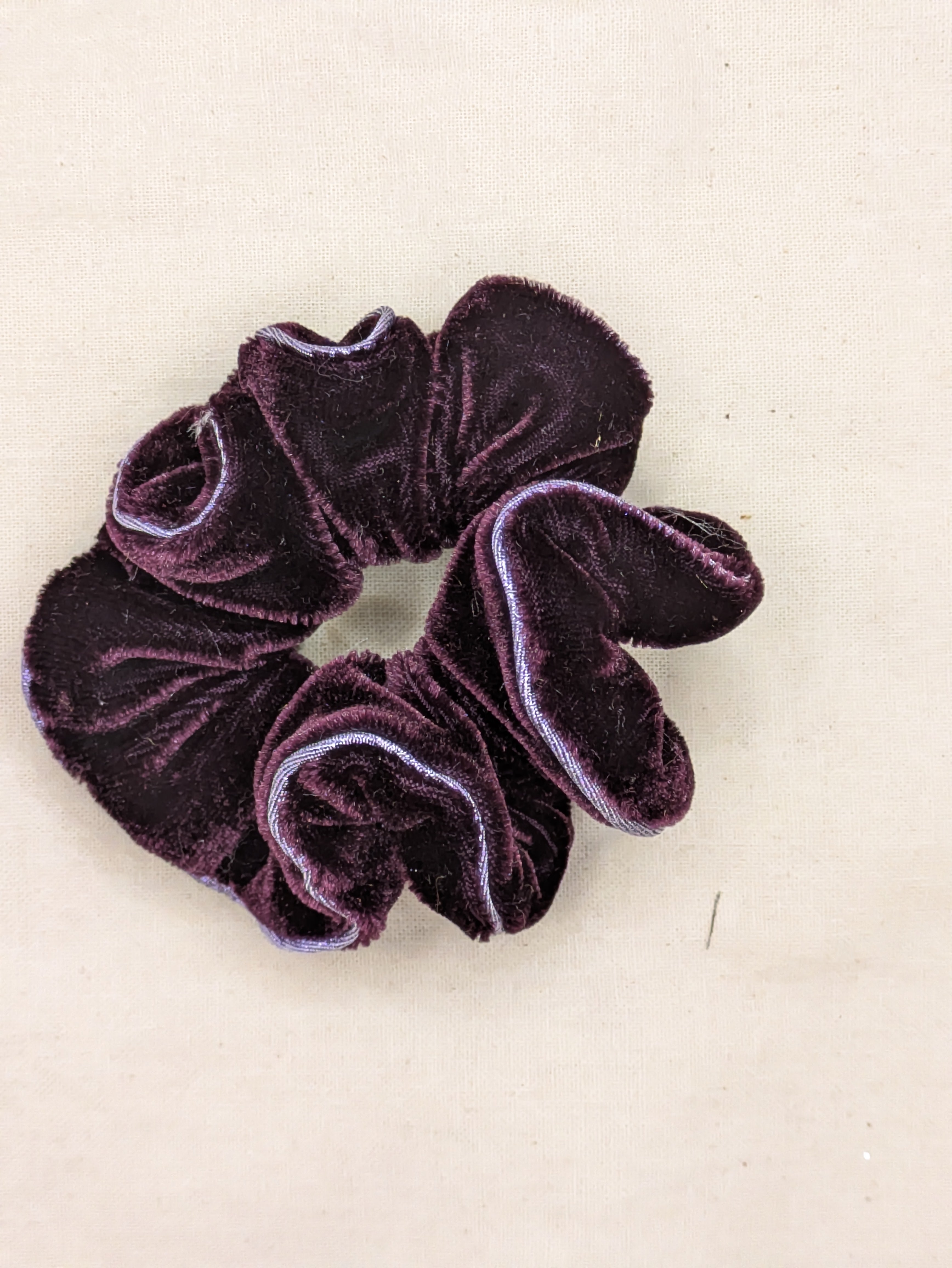 Radiant - Mini Scrunchie