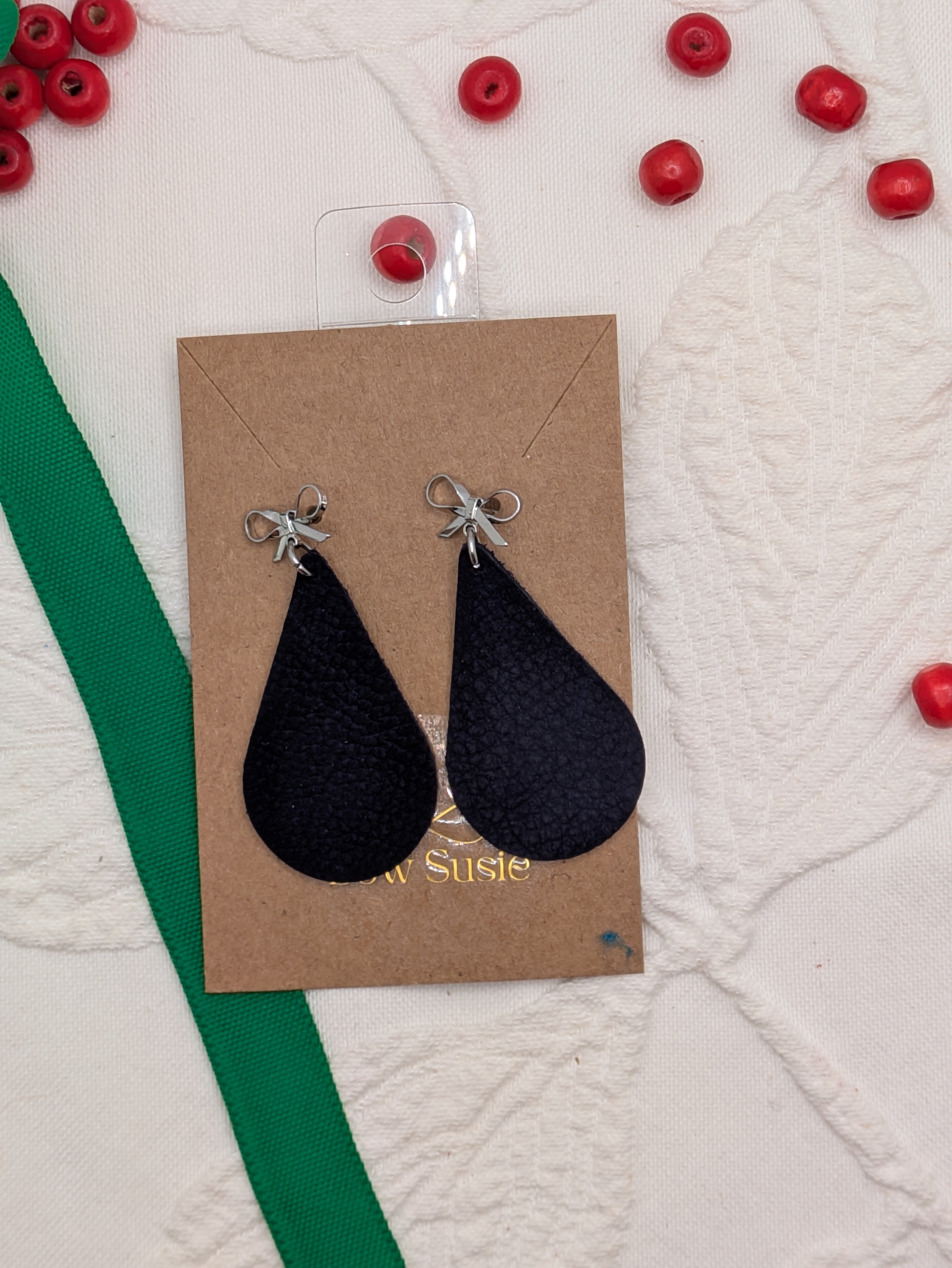 Signature Earring - Navy