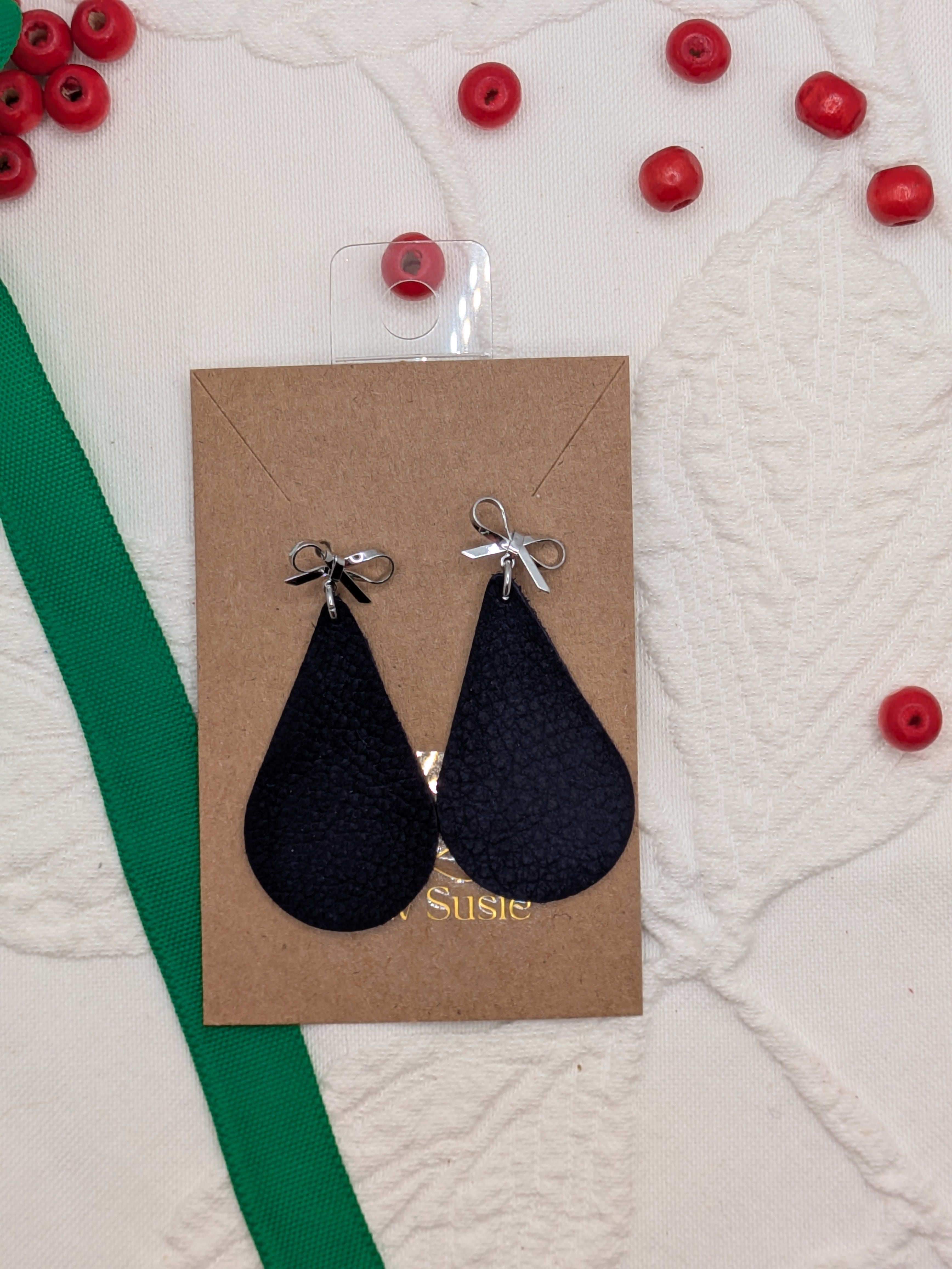 Signature Earring - Navy